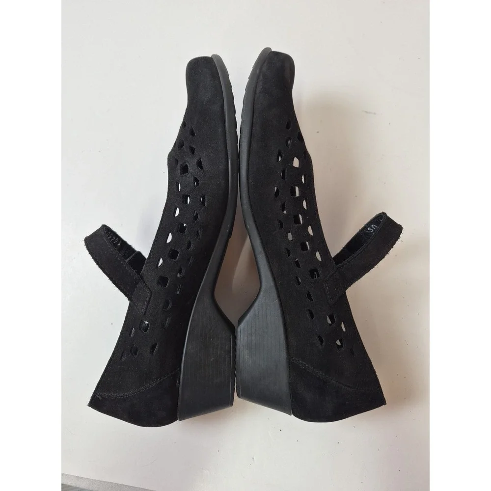 Mephisto Black Suede Mary Jane‎ Shoes Laser Cut US 11 EUR 8.5 Comfort Walking
